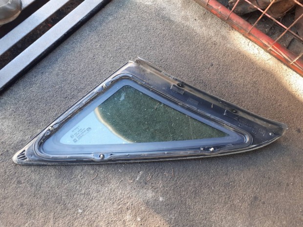 opel astra F sedan 1998 jobb hátsó fix üveg