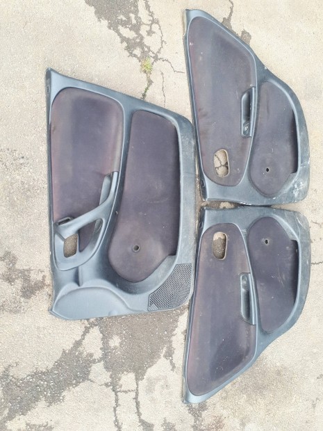 opel astra  F  1996   5 ajtós  ajtókárpit  3 db