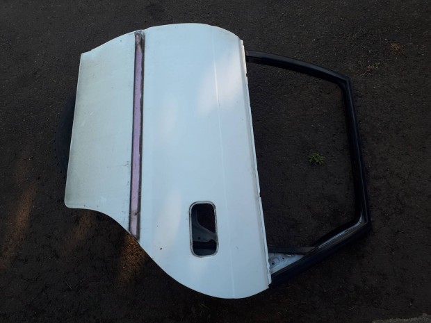 opel astra F, 1998,, 5 ajtós fehér bal hátsó üres ajtó