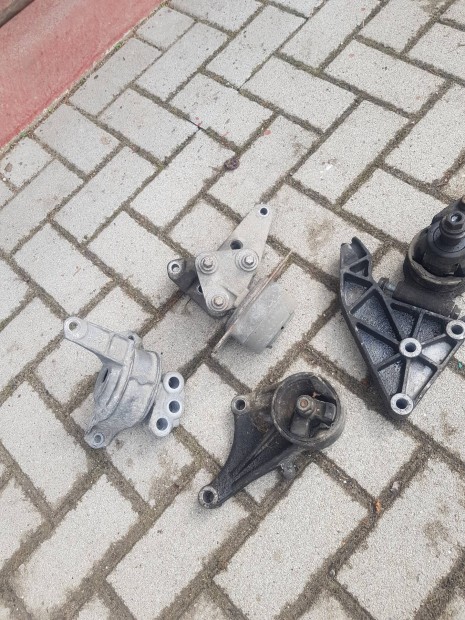 opel zafira A motortartobak