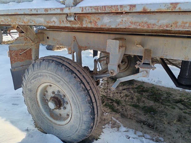 orosz Ukran 5t billen�s p�tkocsi alkatr�sz plat� oldal alv�z