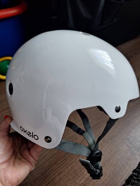 oxelo sisak bicikli roller gördeszka görkori bármihez jó