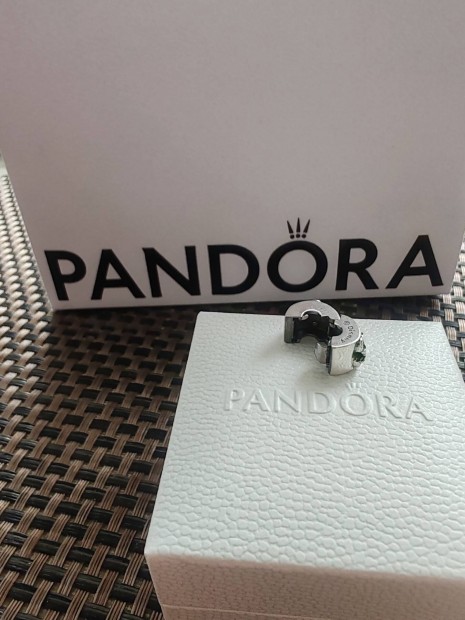 pandora karkt +3 charm, disney minnie