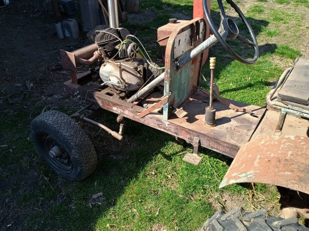 pann�nia motoros kis traktor 