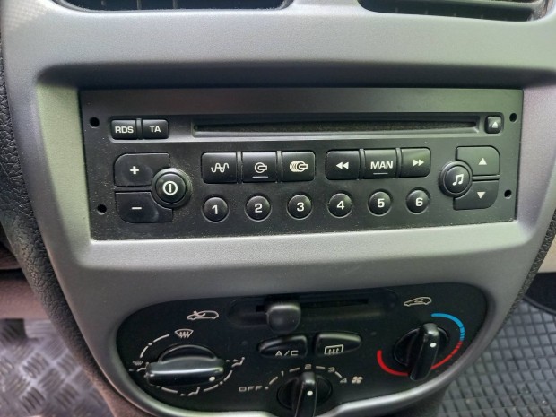 peugeot 206-307 gyári rádió fejegység
