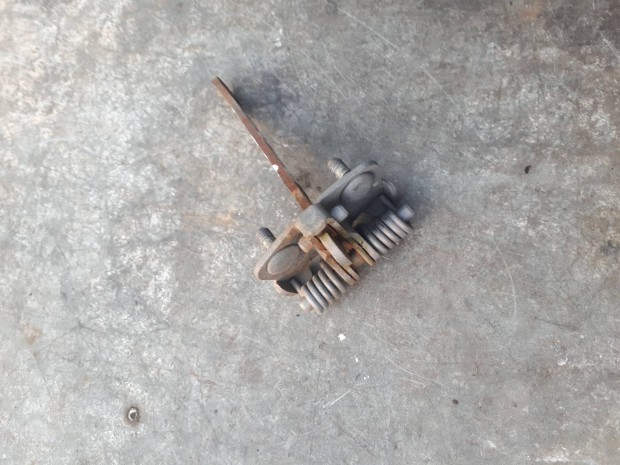 peugeot 405 jobb hátsó ajtóhatároló