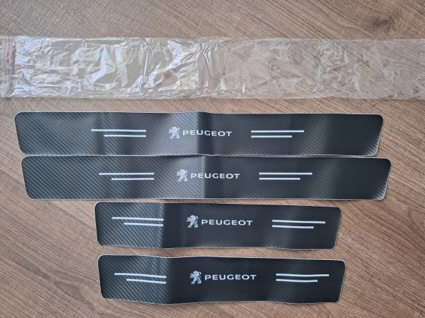 peugeot küszöbvédő dísz