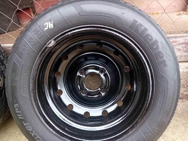 peugeot partner j llapot nyrigumi felnivel. 