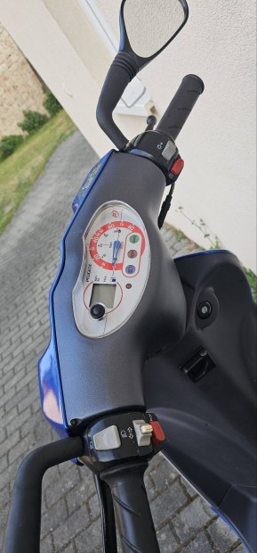 peugeot vivacity sportline 50 robogó 3600km!