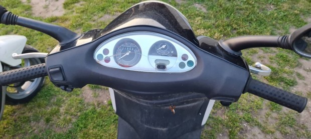 piaggio fly 50  2T/4T bontott alkatrszek