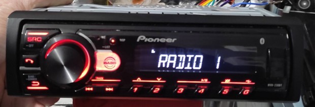pioneer mvh 230 Bt  bluetooth.