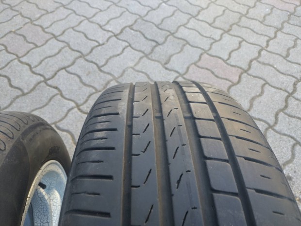 pirelli Ny�ri gumi 215/55 r17 4db