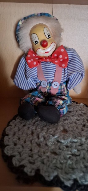 porcelánfelyü babák