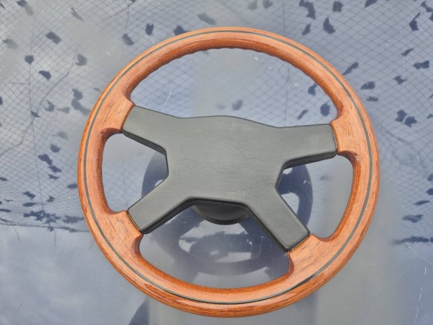 raid fa b�r mercedes korm�ny korm�nyker�k