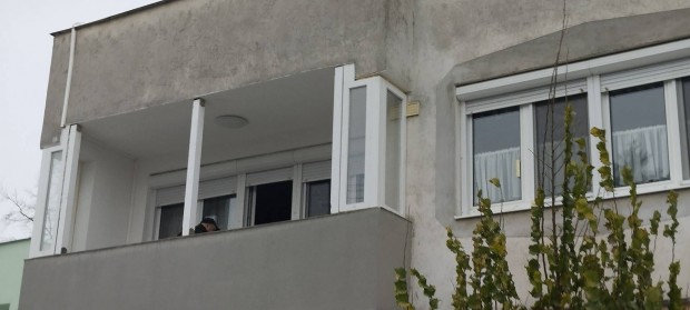 redőny egyedi méretre gyártása ajtó ablak-csere
