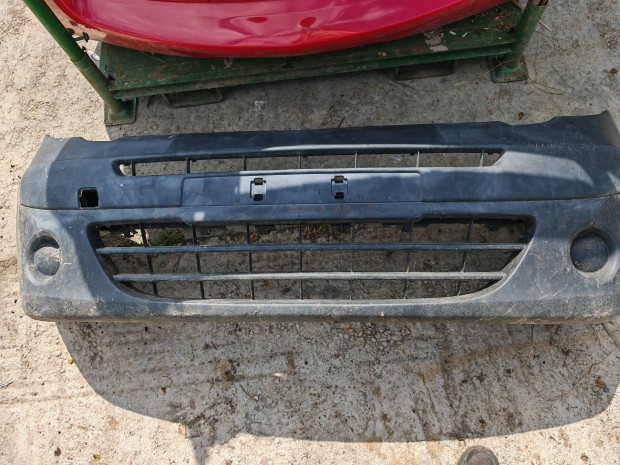 renault kango első lökhárító 2008 tól