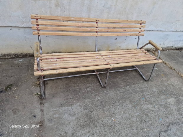 retro strand padok régi kerti pad szánkotalpas vas pad