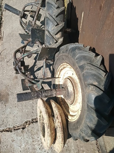 robi151 kiegeszitk elad