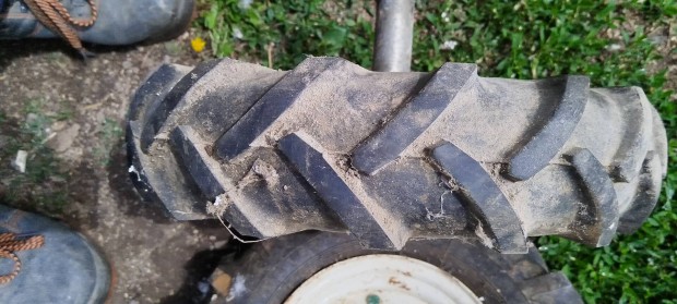 robi kerek  vagy utn futnak
