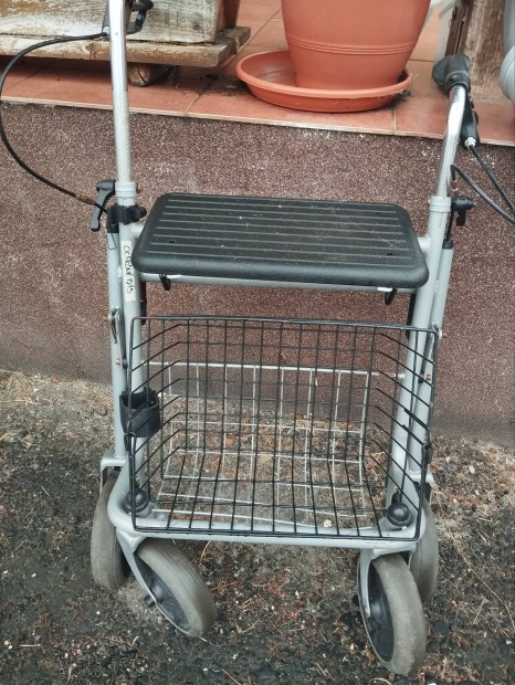 rolltor mozgssegit elad 