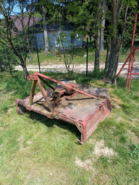 rz 155 szárzúzó szártépő MTZ traktor