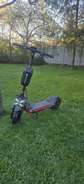 segway ninebot zt3 pro  elektromos roller