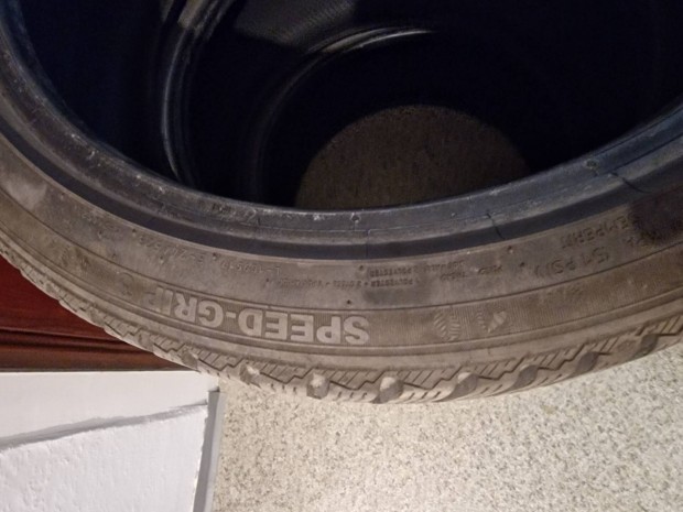 semperit 215/40 r17 Vxl garnitúra eladó