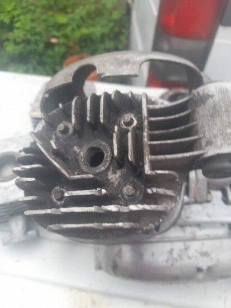 simson alkatrészek eladok