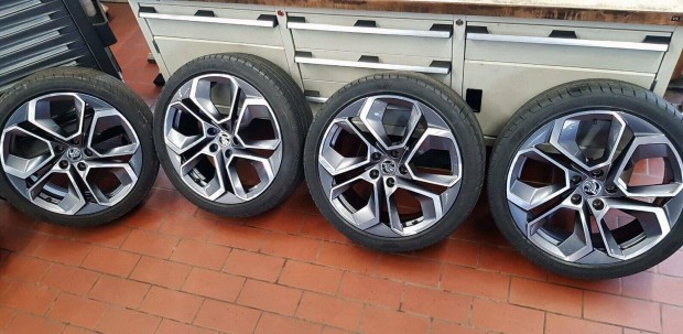 skoda kerk szett