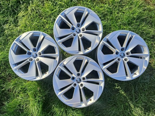 skoda octavia 4 rs alufelni 18" 5x112 superb kodiaq karoq vw