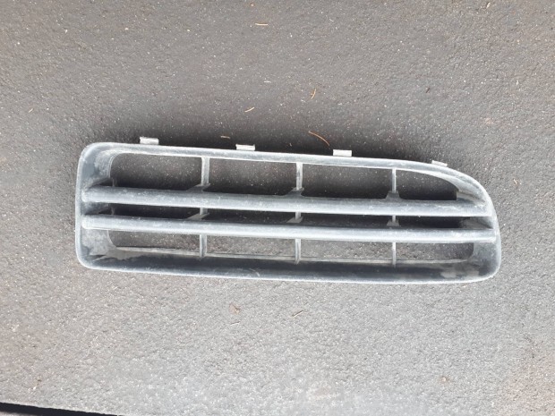 skoda octavia Mk1 2001 jobb első lökhárító rács 1U0807368C