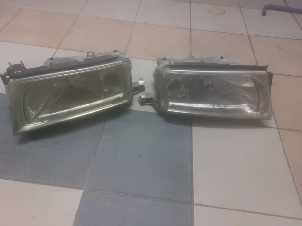 skoda octavia első fényszóró