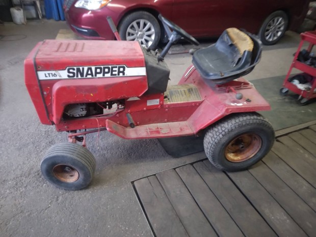 snapper lt 16 �zemk�pes f�nyir� traktor