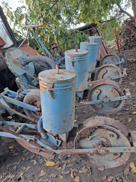 spc 4 soros  sima elado.