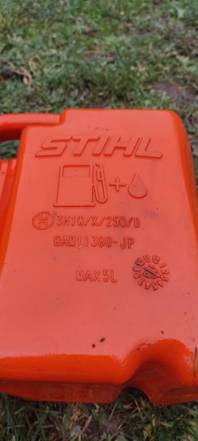 stihl zemanyag trol kanna 5l + lncken olaj tartly 