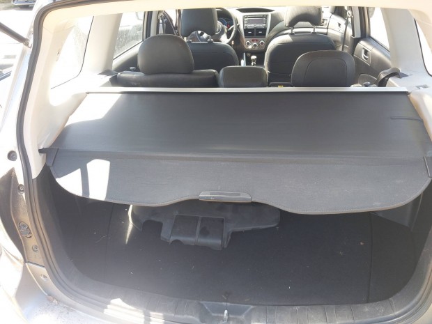 subaru forester sh bőrbelső.