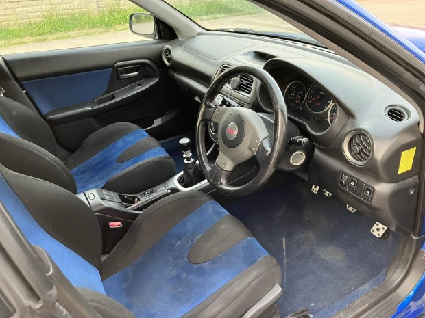 subaru impreza sti műszerfal héj szimulátornak akár.