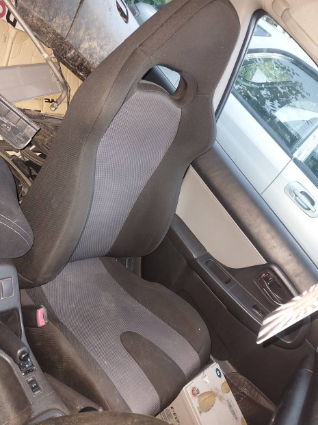 subaru impreza wrx ülés párban