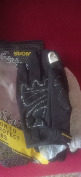 suomy motoros keszty 