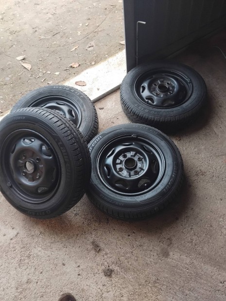 susuki felni gumival 