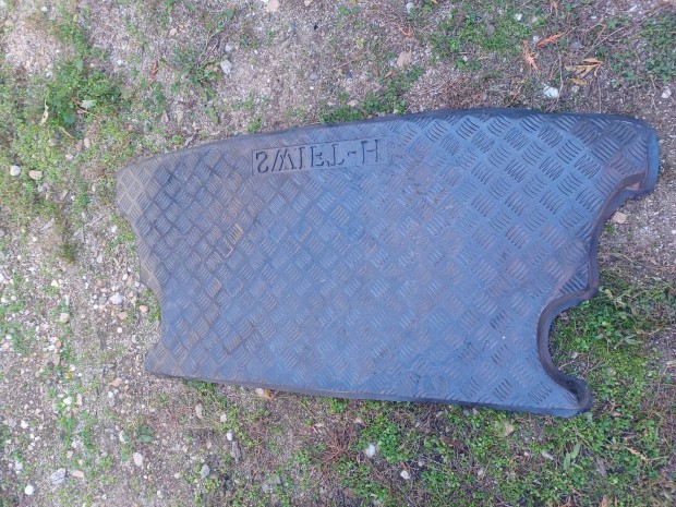 suzuki swift csomagtr tlca 