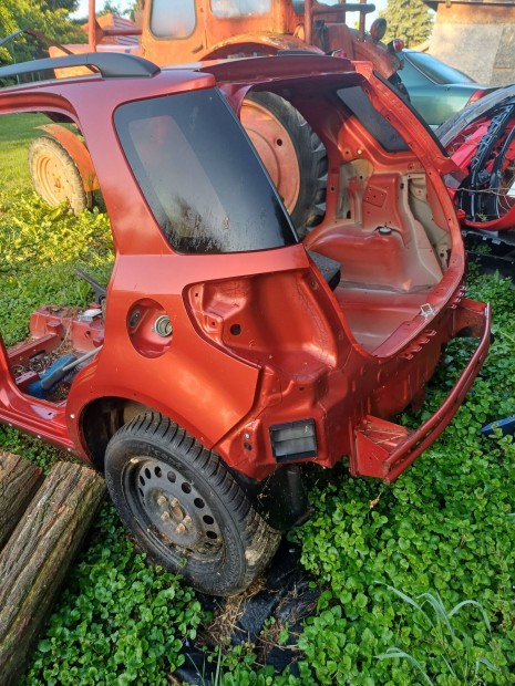 suzuki sx4 komplett hatulja