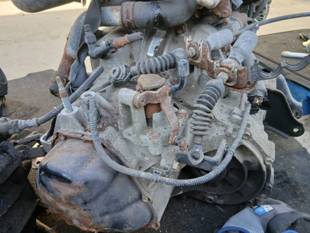 suzuki sx4 m16a komplett motor