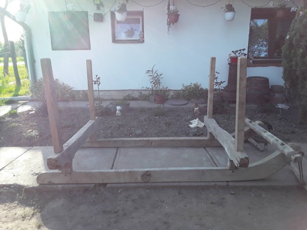 sz�nk� elado lovas sz�n