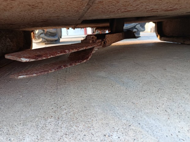 sz�rt�p� sz�rz�z� 160cm traktor MTZ 