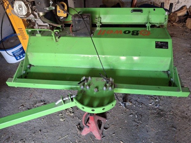 sz�rz�z�, Quad, vontathat�