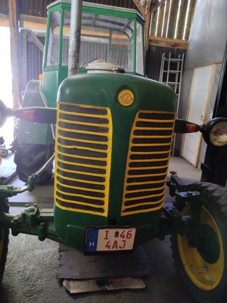 szuper 50 traktor  