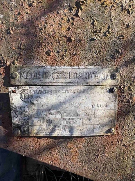 tart�lykocsi 3 m3  es