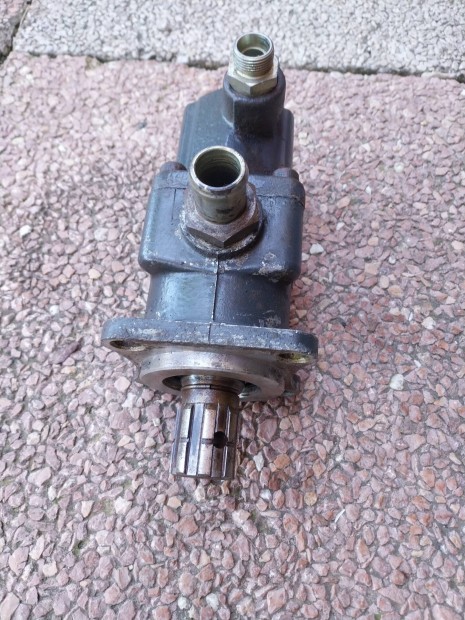 teljesen felujitott Meiller 6dugattyus hidraulikaszivattyuk 