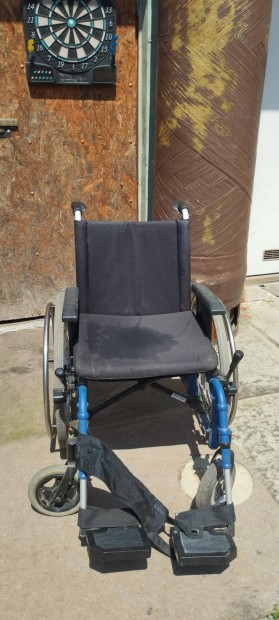 tolószék megkímélt állapotban